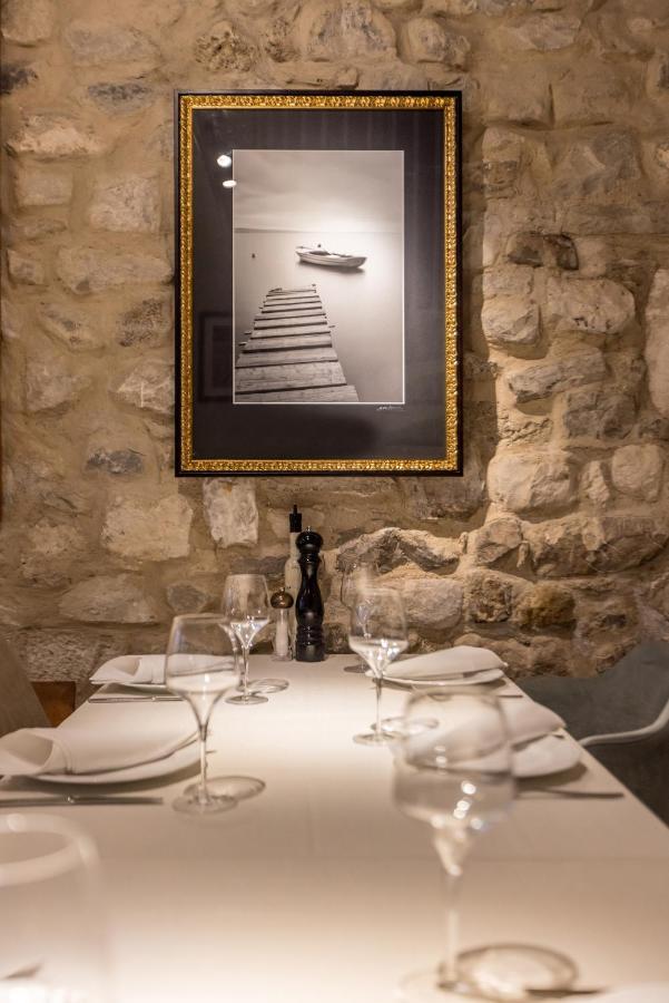 Leonis Restaurant & Rooms Split Exterior photo